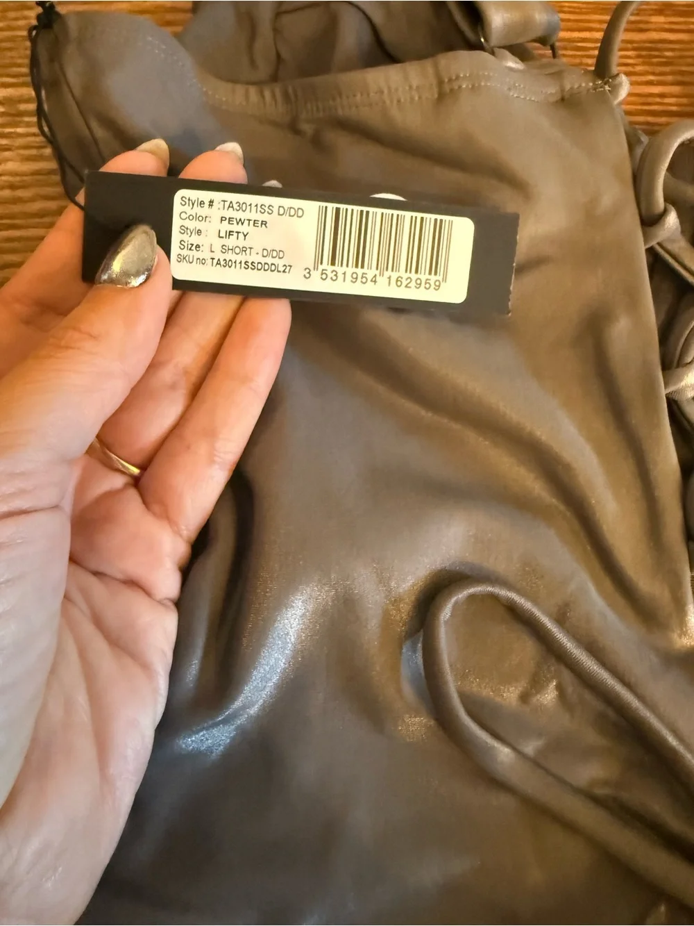 Ta3 Mega Sculpting Lifty in Pewter - Large Short D/DD
